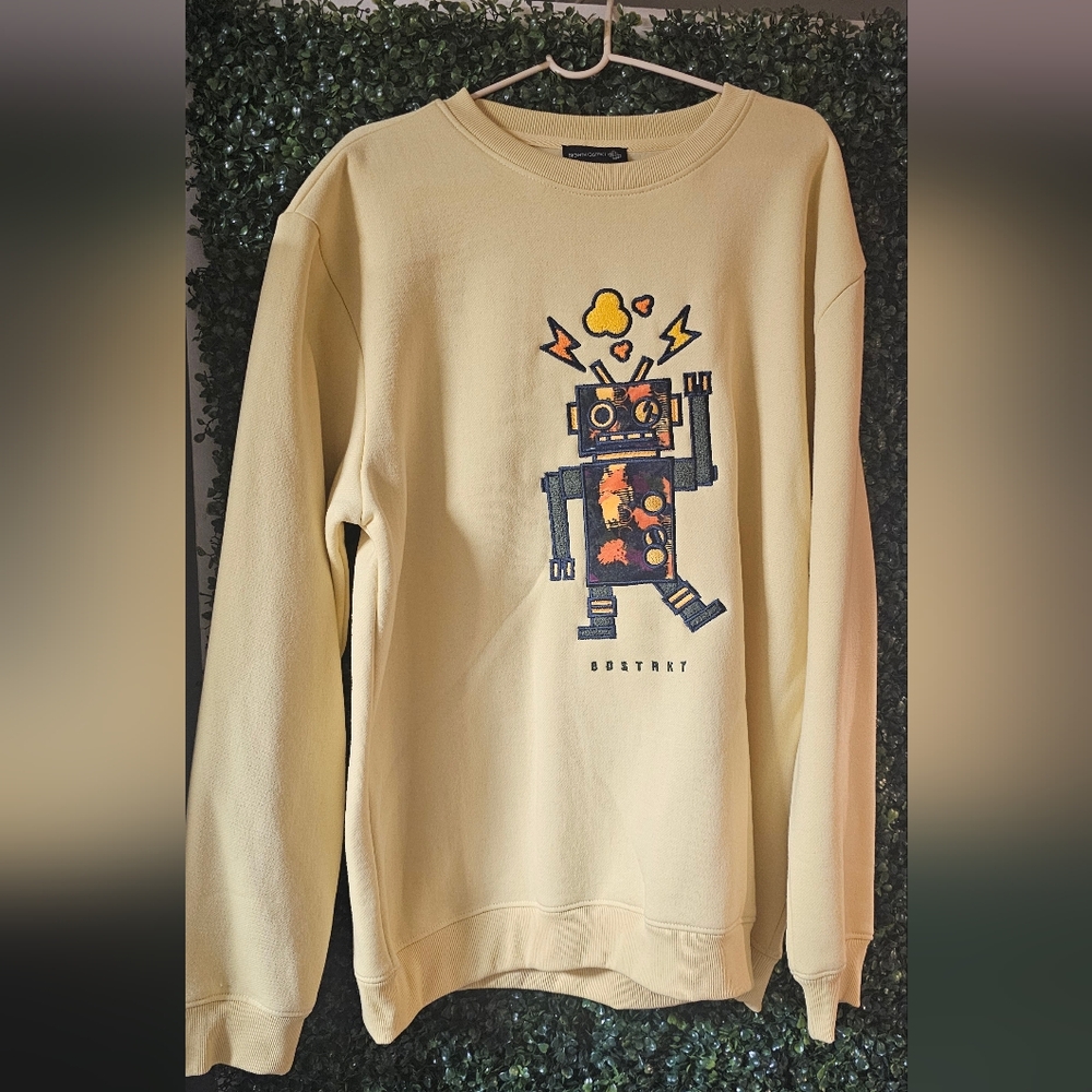 Sweatshirt, Size 2X, muted yellow colored, Brand: 8ighth/Dstrkt
